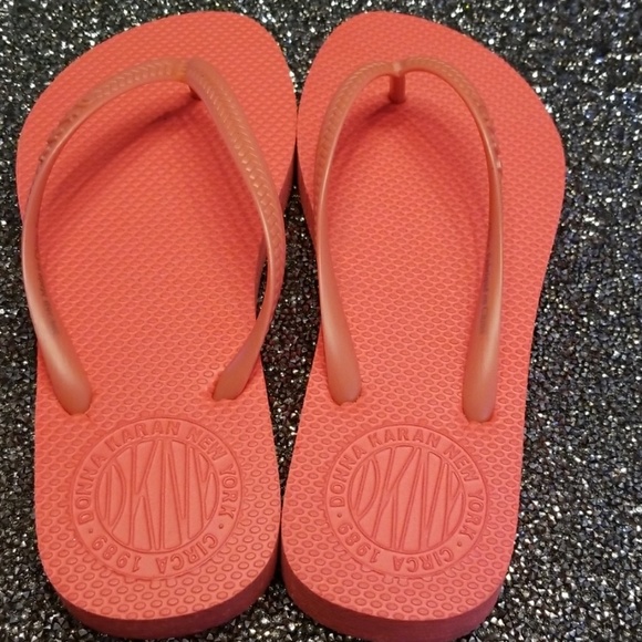 Donna Karan Flip Flops - Picture 2 of 4
